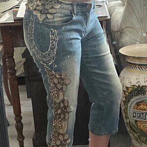 Jeans embroidery crop pants from Paris